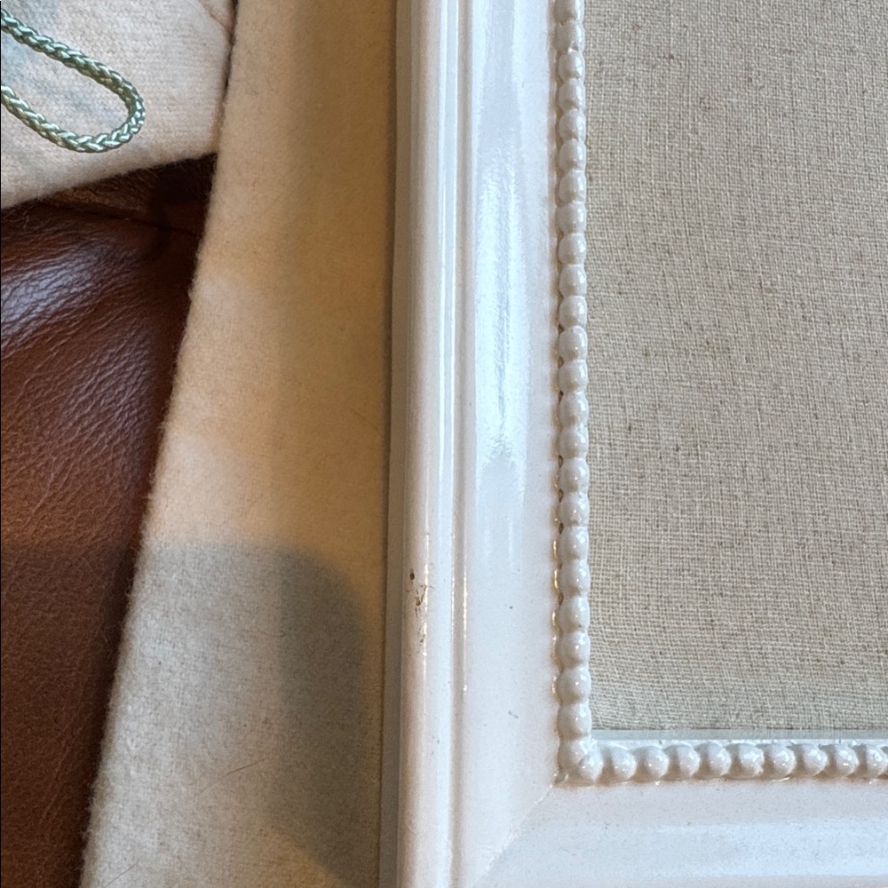 Stella & Dot Cream Linen Jewelry Display Frames (Set of 2) - Picture 6 of 7